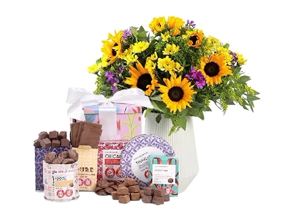 זר חמניות בשילוב מארז שוקולד מבית מקס ברנר