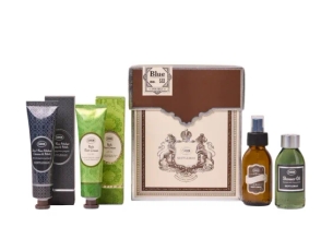 For a Gentleman סבון נוזלי, קרם ידיים, קרם רגליים, מבשם טקסטיל