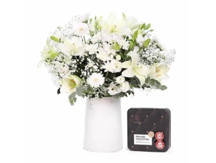 זר פרחים 'חשוון' ופרליני שוקולד מבית מקס ברנר