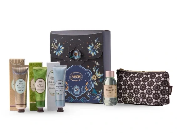 Vacation Mood תיק איפור, סבון נוזלי, קרם גוף, קרם רגליים, קרם ידיים וג'ל ללא שטיפה