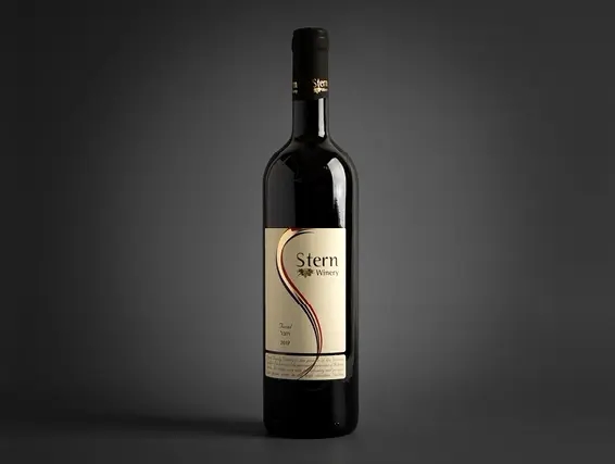 בקבוק יין 'תובל' אדום מבית יקב שטרן