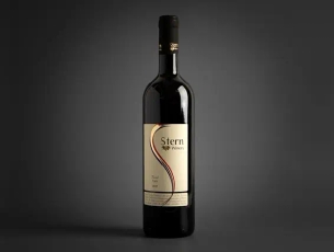 בקבוק יין 'תובל' אדום מבית יקב שטרן