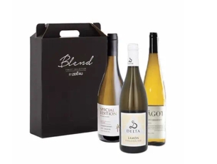 מארז שלושה יינות לבנים : שרדונה אדיר,גוורץ פסגות ויוניה דלתא