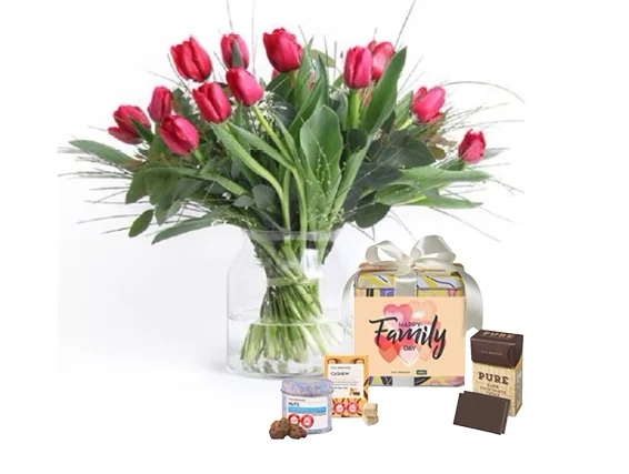 זר מונקו (טוליפ אדום) בינוני ומארז שווקלד מבית מקס ברנר 150 ג'