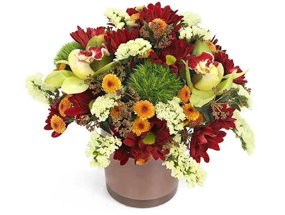 סידור פרחים 'ארגמן' בגווני אדום, כתום, חום וירוק