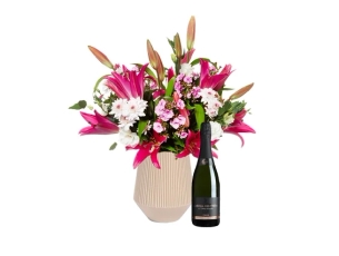 זר ליסבון בגווני ורוד ולבן, בשילוב בקבוק קאווה