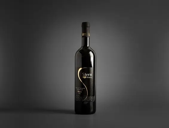 בקבוק יין קברנה סוביניון רזרבד מבית יקב אדיר