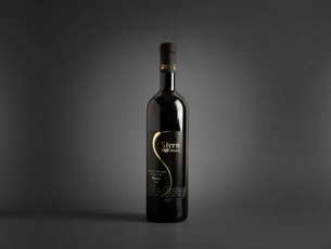 בקבוק יין קברנה סוביניון רזרבד מבית יקב אדיר